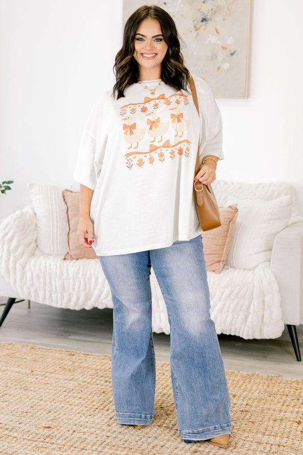 Chic Soul plus size clothing, ivory short sleeve boyfriend tee with round neckline with coral/pink goose and floral print