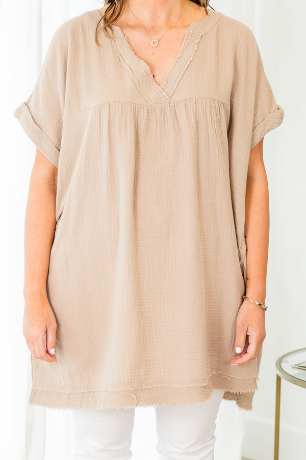 Chic Soul plus size clothing, light mocha short sleeve tunic with v-neckline and pockets