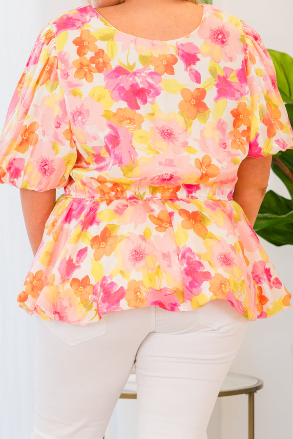 Chic Soul plus size clothing, pink multi short sleeve top with synched waist detail with puff sleeves and pink multi floral design