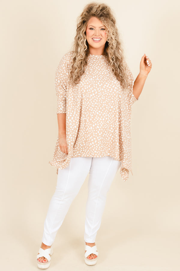 Chic Soul plus size clothing, white leggings with seamline detailing