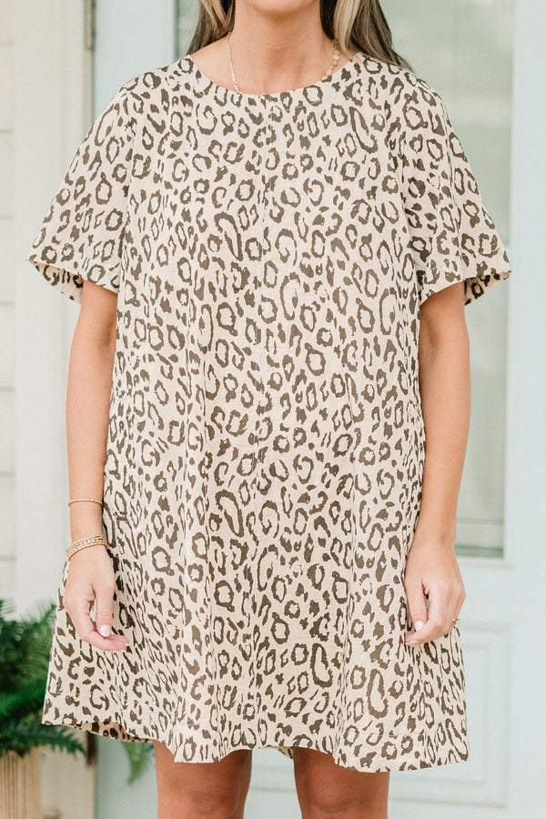 Chic Soul plus size clothing, short-sleeve oatmeal tan t-shirt short dress with a scoop-neckline and a brown leopard print pattern