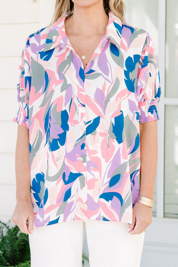 Chic Soul plus size clothing, short-puffed-sleeve lavender multi-colored top with a collar and a split-v-neckline with an abstract floral pattern
