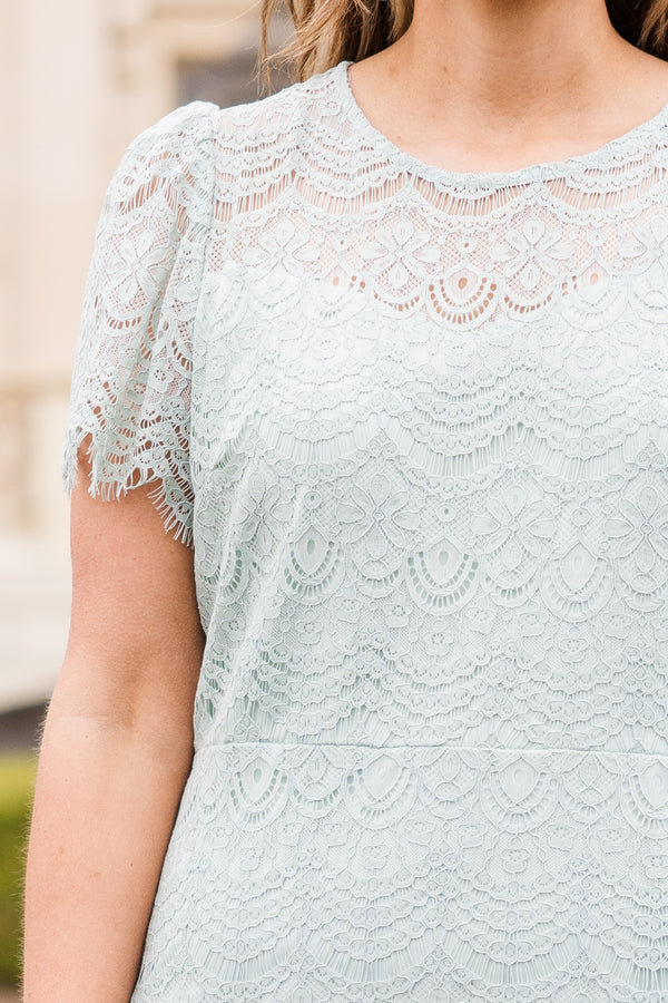Chic Soul plus size clothing, sage lace knee length dress with short sleeves
