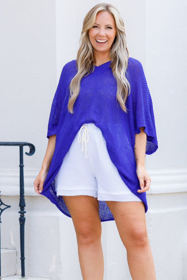 Chic Soul plus size clothing, white shorts with pockets and elastic waistband
