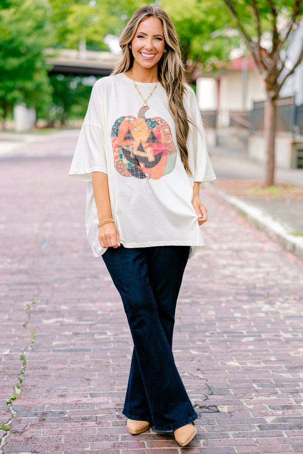 Chic Soul plus size clothing, ivory half sleeve crewneck t-shirt with patchwork pumpkin graphic