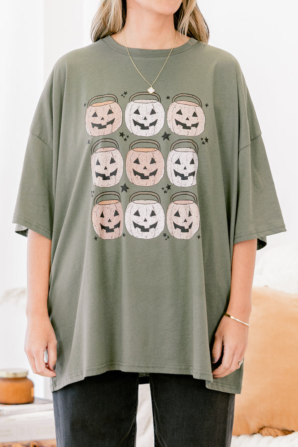 Chic Soul plus size clothing, moss green short sleeve boyfriend tee with 9 multi orange colored jack o' lantern trick or treat buckets on the front