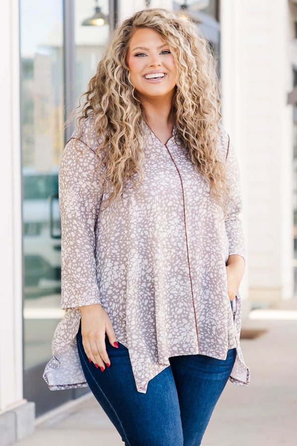 Chic Soul plus size clothing, mocha spotted flowy tunic with a v neck and exposed seamlines