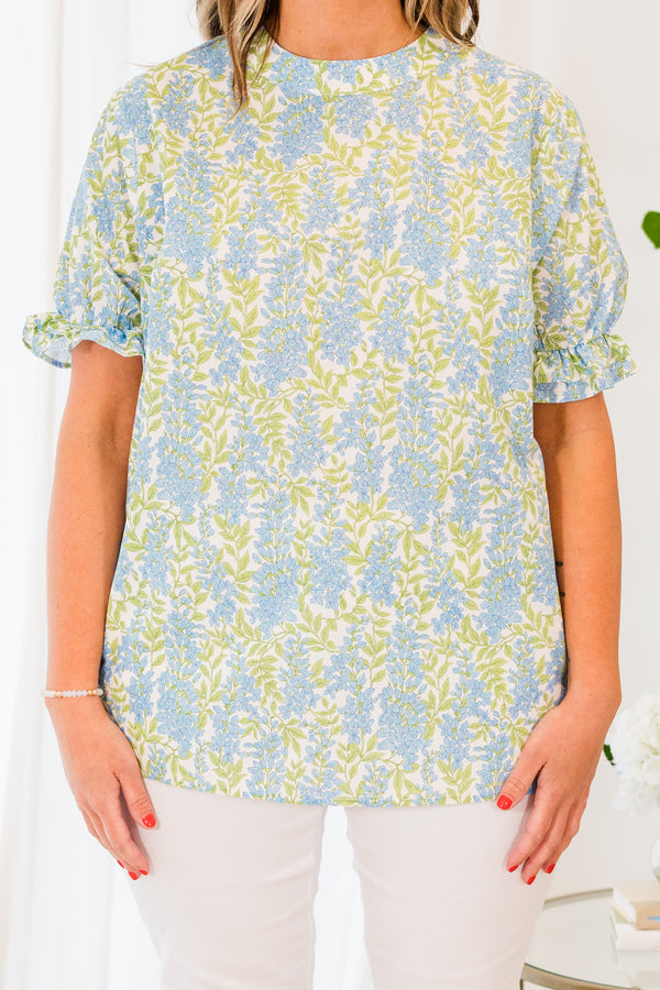 Chic Soul plus size clothing, short sleeve blue floral top with ruffle detail on sleeves with slight puff sleeve