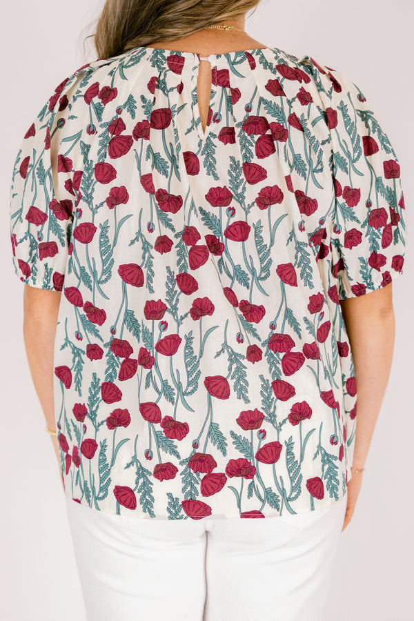 Chic Soul plus size clothing, cream short sleeve top with red floral and green leaves pattern 
