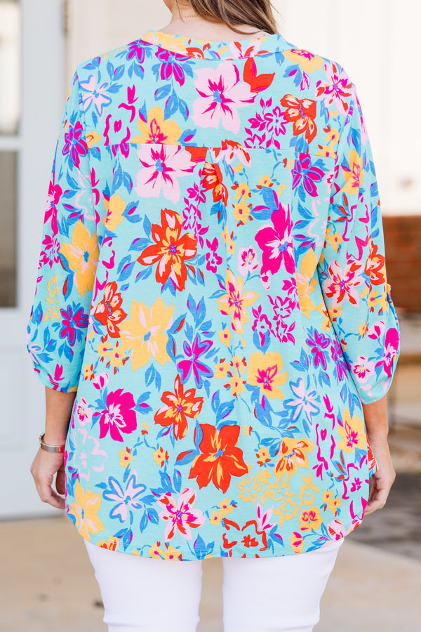 Chic Soul plus size clothing, blue multi floral print top with three quarter length sleeves with v neckline