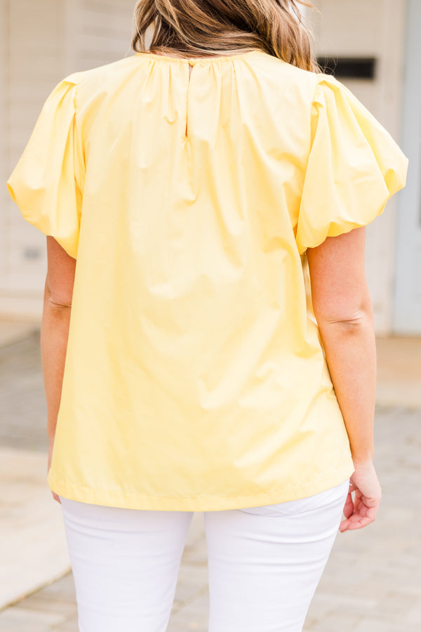 Chic Soul plus size clothing, short bubble sleeve light yellow top