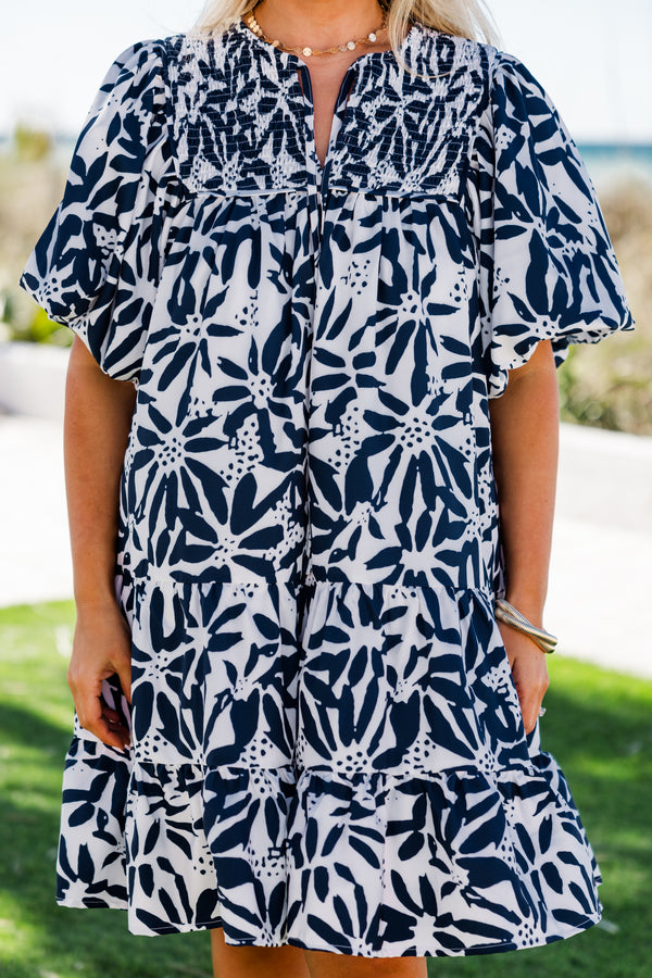 Chic Soul plus size clothing, white and navy floral short dress with flowy sleeves and tiered skirt