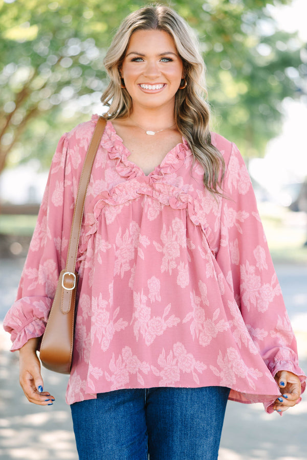 Plus Size mauve floral print top with ruffle V-neckline and long balloon sleeves.