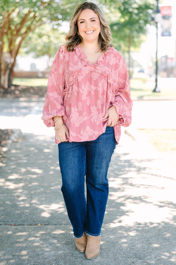 Plus Size mauve floral print top with ruffle V-neckline and long balloon sleeves.