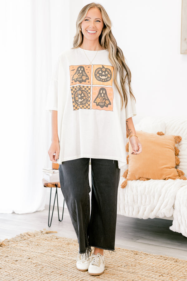 Chic Soul Plus size clothing, ivory short sleeve graphic tee with four squares in the center of the shirt that have pumpkin and ghost graphic 