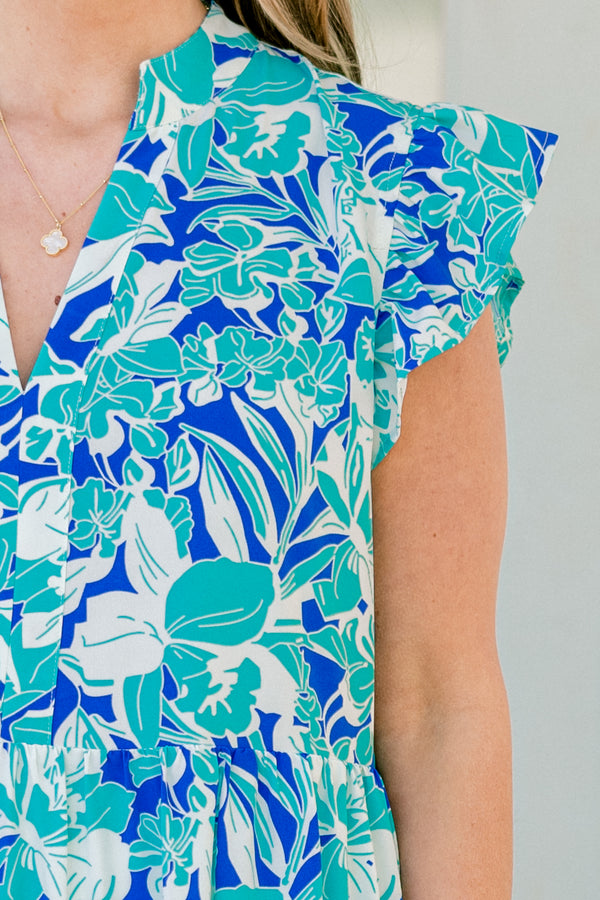 Chic Soul plus size clothing, blue tropical print short sleeve midi dress with v cutout along neckline with ruffle flare sleeves
