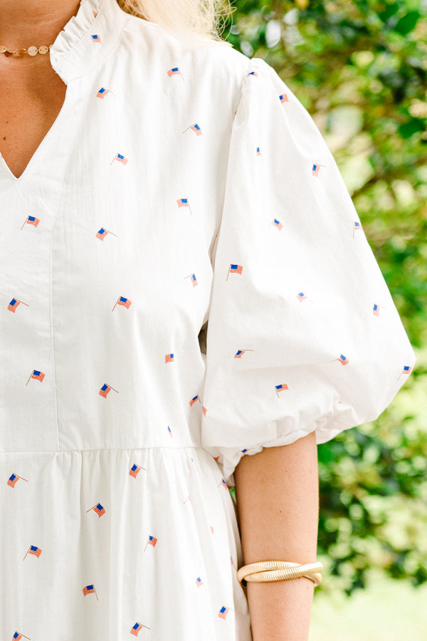 Chic Soul plus size clothing, white bubble sleeve babydoll dress with dainty American flag pattern
