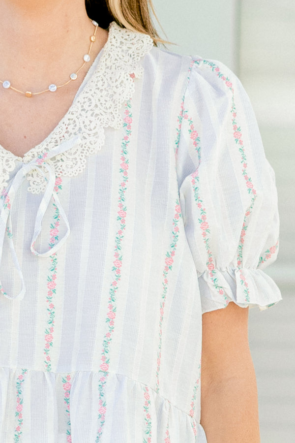 Chic Soul plus size clothing, faint blue and white and floral vertically striped babydoll top with short bubble sleeves and lace pointed flat collar