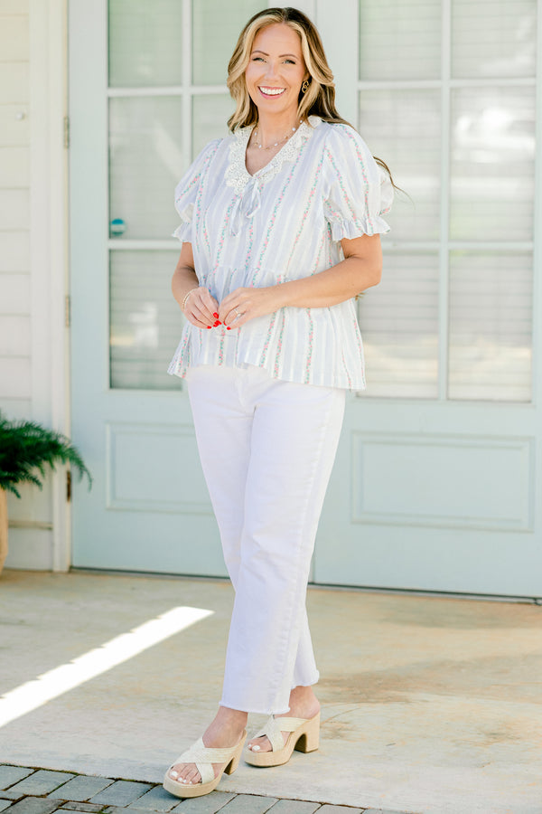 Chic Soul plus size clothing, faint blue and white and floral vertically striped babydoll top with short bubble sleeves and lace pointed flat collar