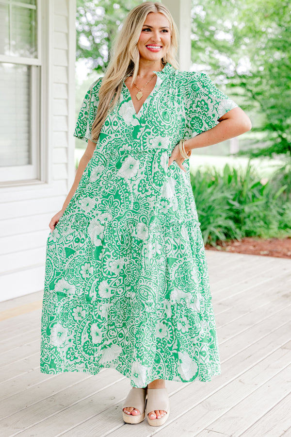 Chic Soul Plus size clothing, green maxi dress with a white floral pattern slight v-neckline and short sleeves 
