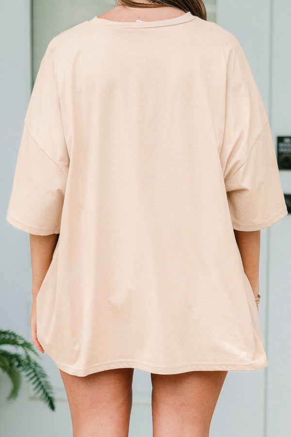 Chic Soul Plus size clothing, light mocha short sleeve graphic tee with a daisy graphic on the center of the shirt 
