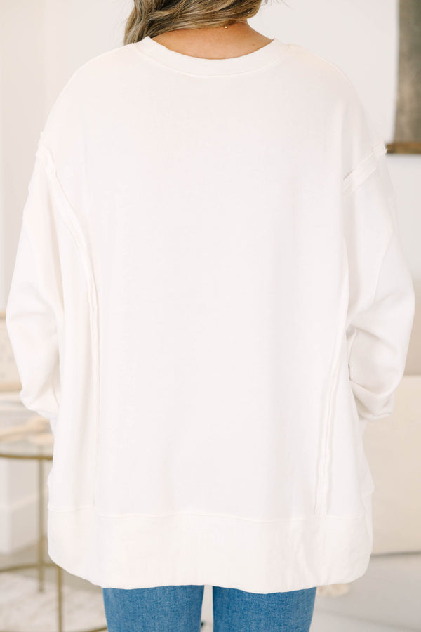 Plus Size ivory oversized crewneck sweatshirt with peach 'FALL VIBES' graphic and star details.