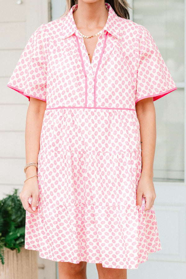 Chic soul plus size clothing, white and pink short sleeve babydoll dress with a floral print and slight v-neck 
