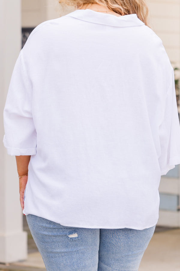 Plus Size off-white linen top with three-quarter sleeves and a notched v-neck collar.