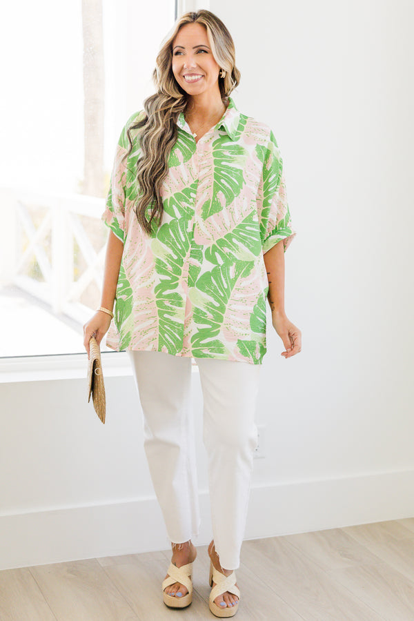 Chic Soul plus size clothing, green short sleeve button up top with collar detail with bubble cuff sleeves with green tropical leaf print