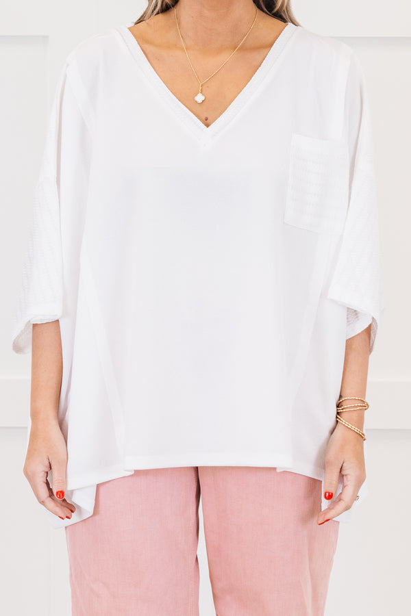 Chic Soul plus size clothing, white short sleeve flowy top with chest pocket with fabric detail along back and sides with v neckline
