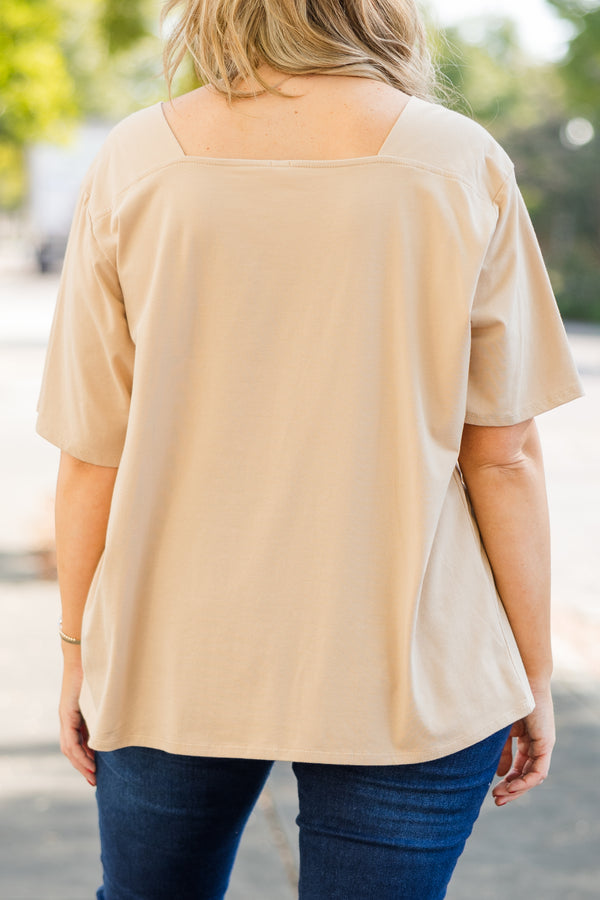 Chic Soul plus size clothing, camel short sleeve flowy top with square neckline detail 