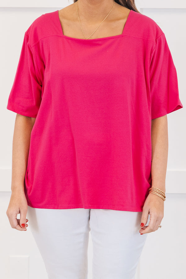 Chic Soul plus size clothing, fuchsia short sleeve flowy top with round neckline