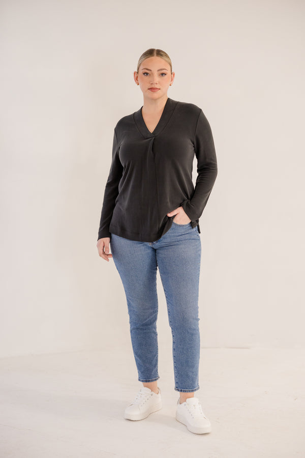 Chic Soul plus size clothing, black v neck a-line long sleeve flowy top