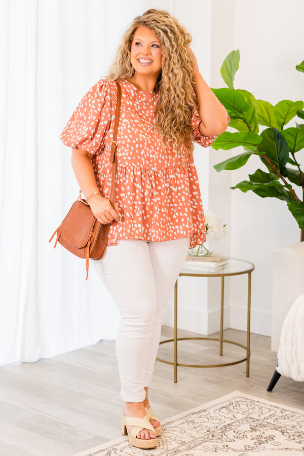 Chic Soul plus size clothing, short sleeve mauve baby doll top with high-neckline and white spotted pattern