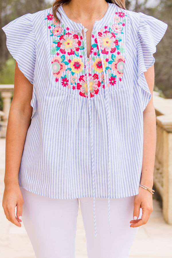 Chic Soul plus size clothing, light denim stripe short sleeve top with ruffle sleeves and v cutout along neckline with drawstring detail and floral design along chest