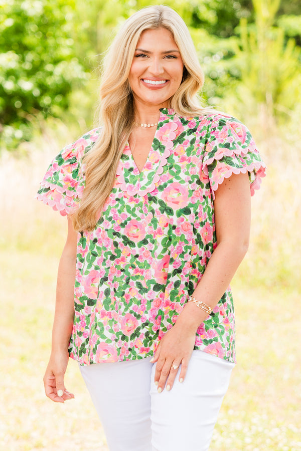 Chic Soul plus size clothing, green and pink floral short sleeve top with pink scallop trim on sleeves and v-neckline