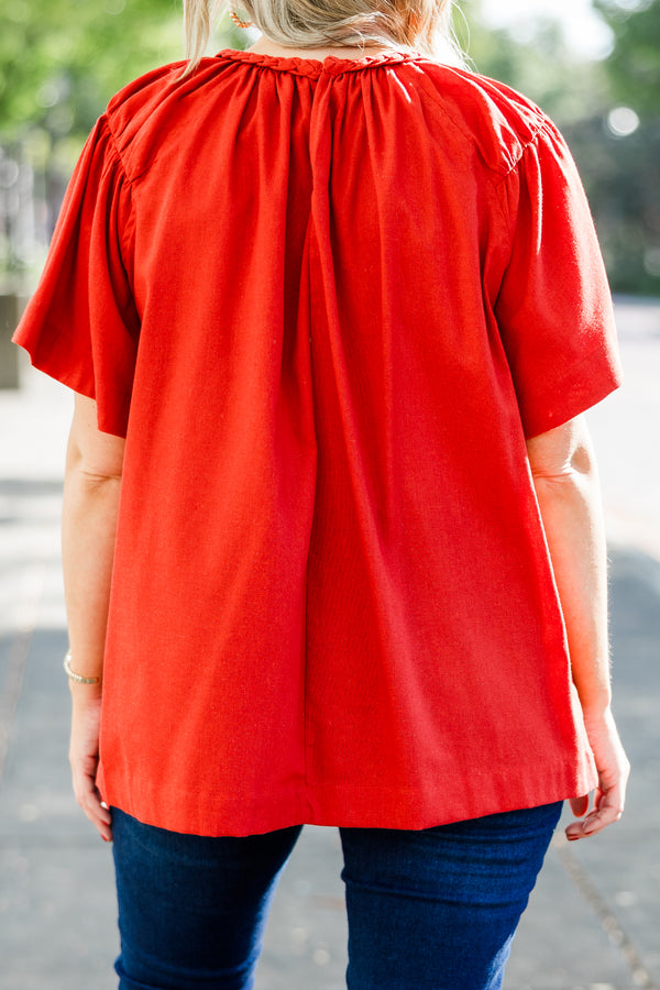 Chic Soul plus size clothing, brick short sleeve flowy top with flare sleeves and round neckline with braided border detail along neck