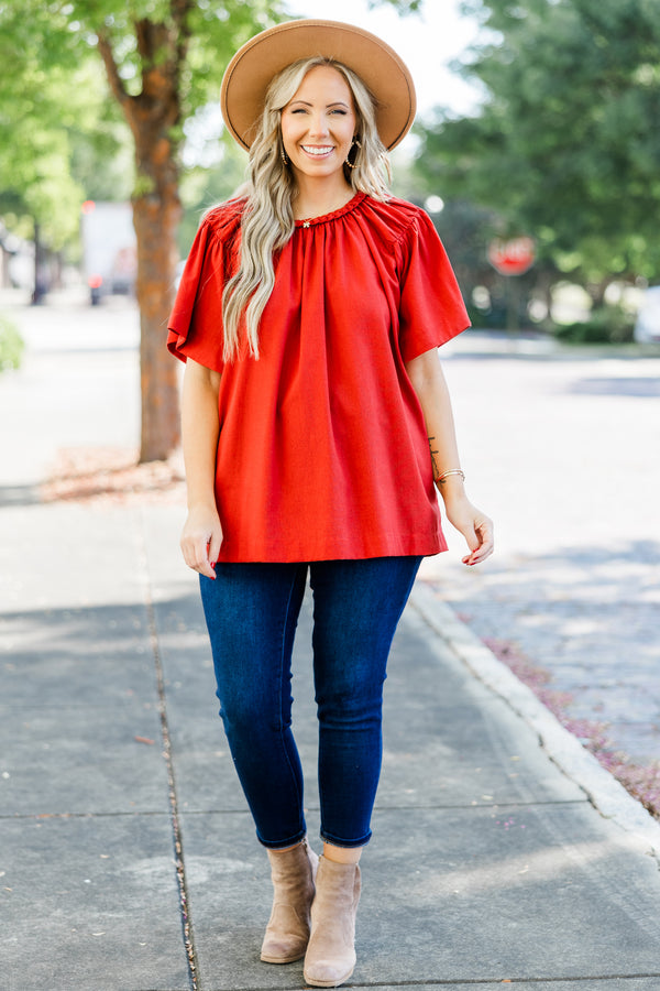 Chic Soul plus size clothing, brick short sleeve flowy top with flare sleeves and round neckline with braided border detail along neck
