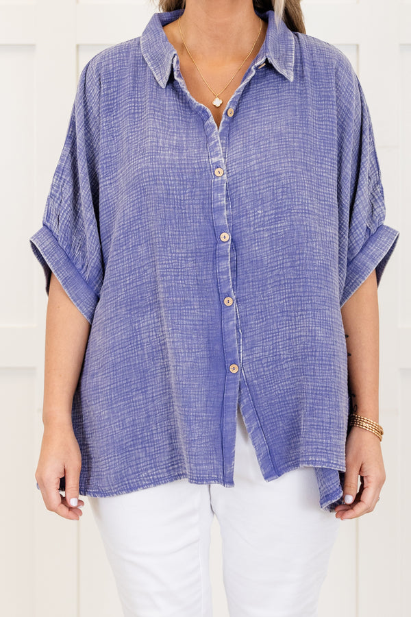 Chic Soul plus size clothing, marlin purple short sleeve acid wash button up top with collar detail with cuffed sleeves
