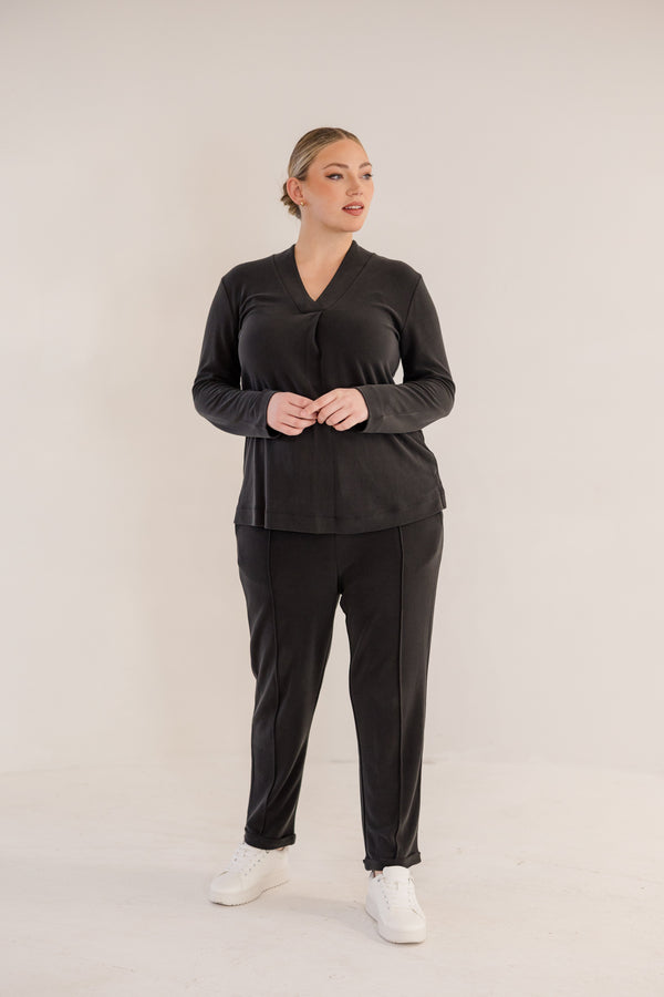 Chic Soul plus size clothing, black v neck a-line long sleeve flowy top