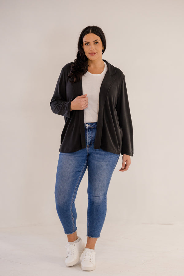 Chic Soul plus size clothing, black long sleeve flowy blazer with collar detail