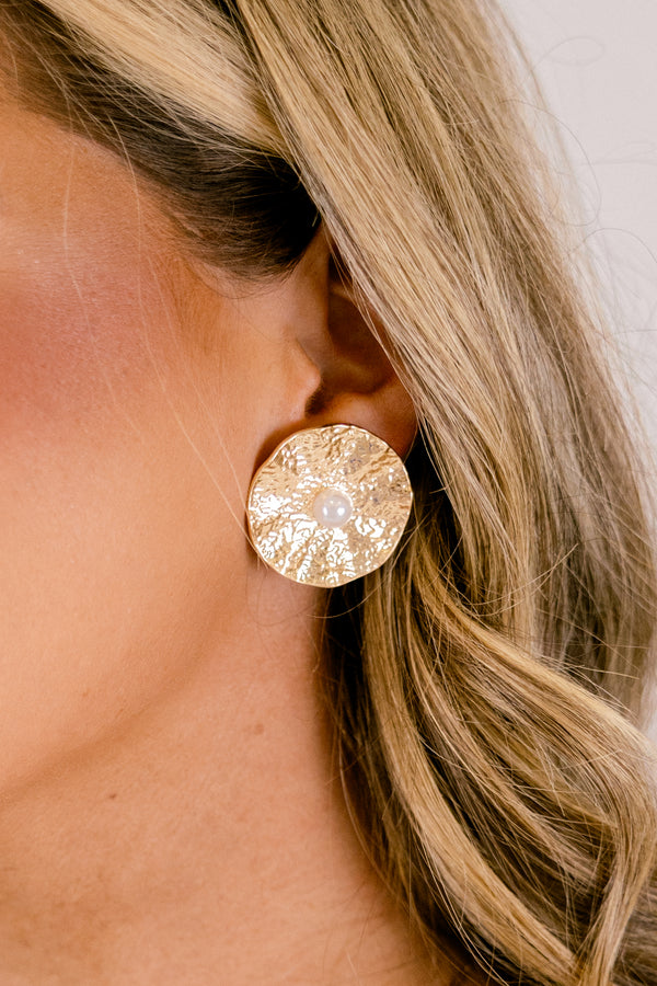 Chic Soul plus size clothing, circular gold metal stud earrings with a pearl detail in the middle 