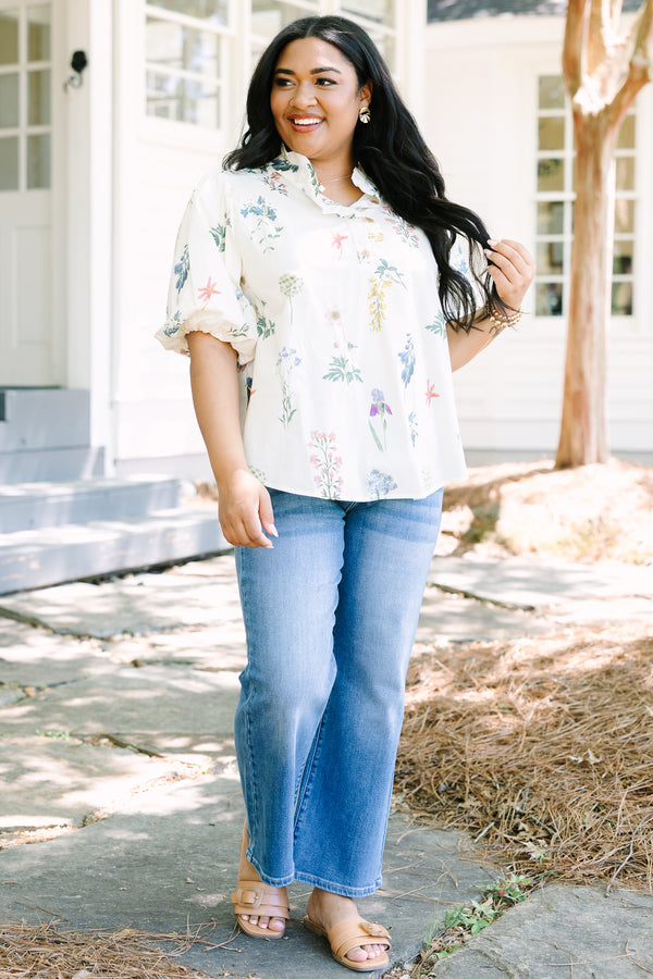 Plus Size ivory floral print top with puff sleeves, a ruffled collar, and button-down front.