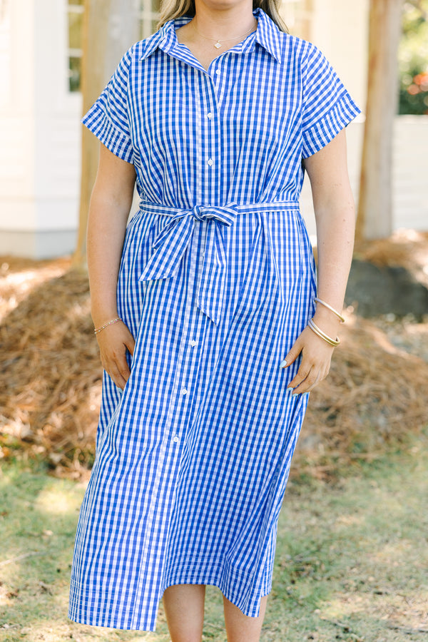 Chic Soul plus size clothing, royal blue gingham print short sleeve button up collared maxi dress with tie belt at the waist 