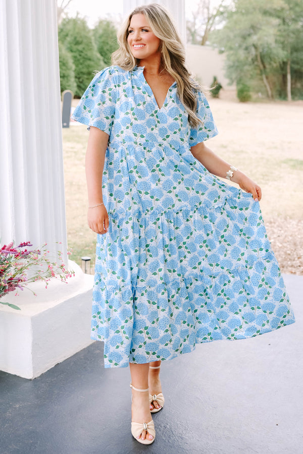 Chic Soul plus size clothing, white tiered maxi dress with short sleeves a slight v-neckline and a blue hydrangea pattern throughout