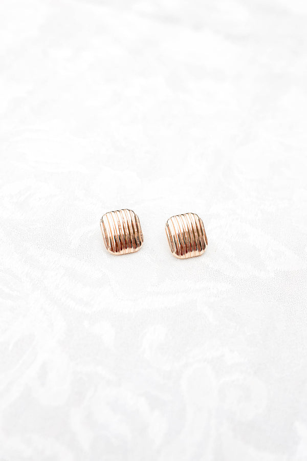 Chic Soul plus size clothing, gold square stud earrings with lines engraved vertically 