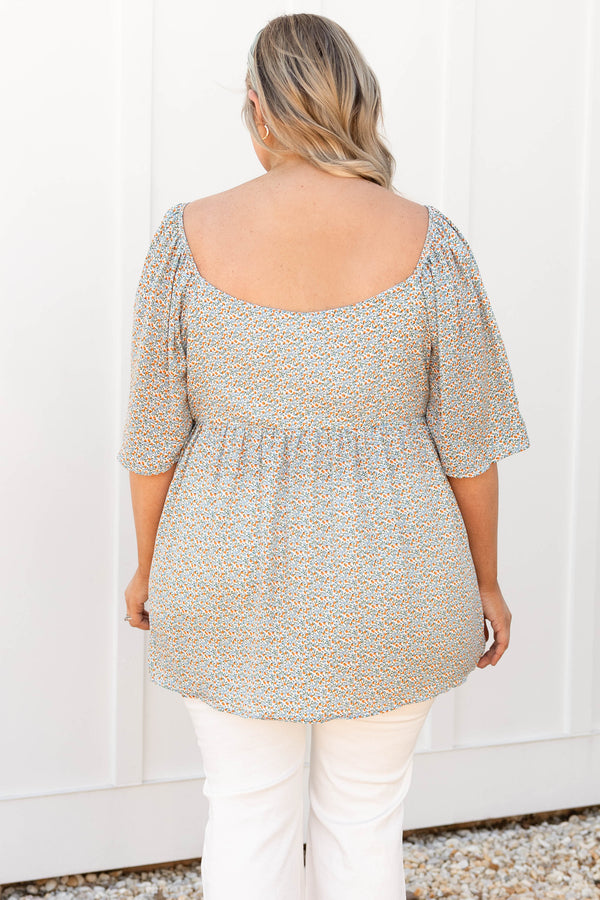 Chic Soul plus size clothing, off white ditzy floral pattern short bell sleeve v neck babydoll top