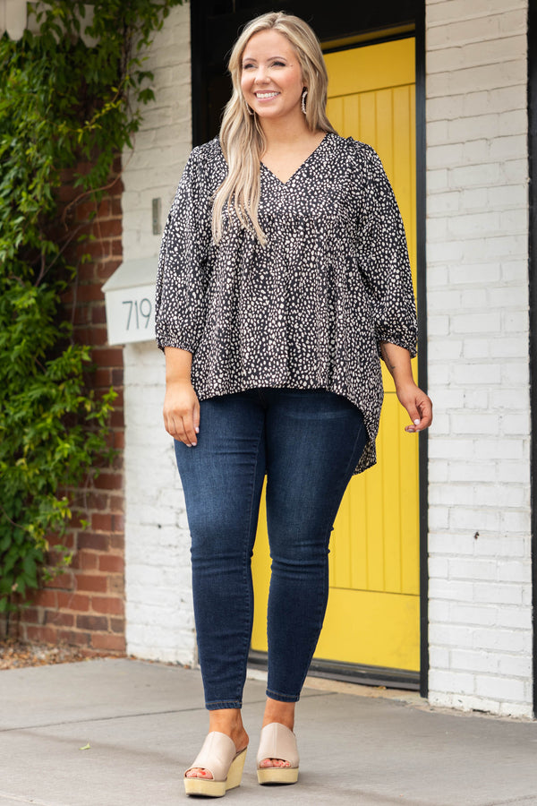 Chic Soul plus size clothing, v neck black and ivory spotted long sleeve top